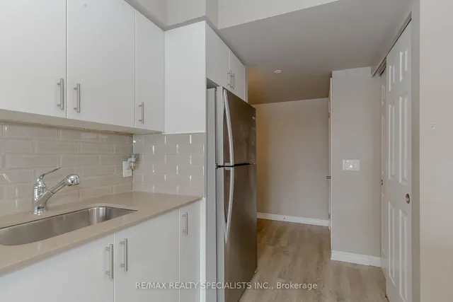 Additional image 11 of 716 Main St Unit 711