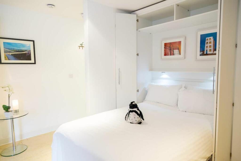 Additional image 3 of Flat , Queens Apartments, - Queens Road, Clifton, Bristol