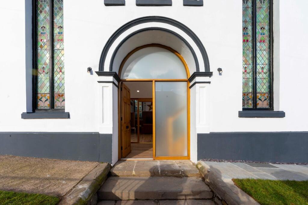 Additional image 4 of PENUEL CONGREGATIONAL CHAPEL High Street, Nelson, Treharris