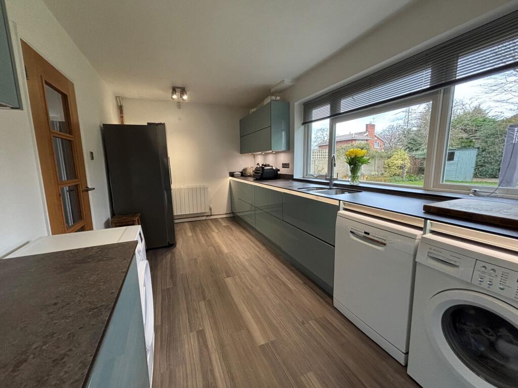 Additional image 4 of The Meads, Bricket Wood, AL2