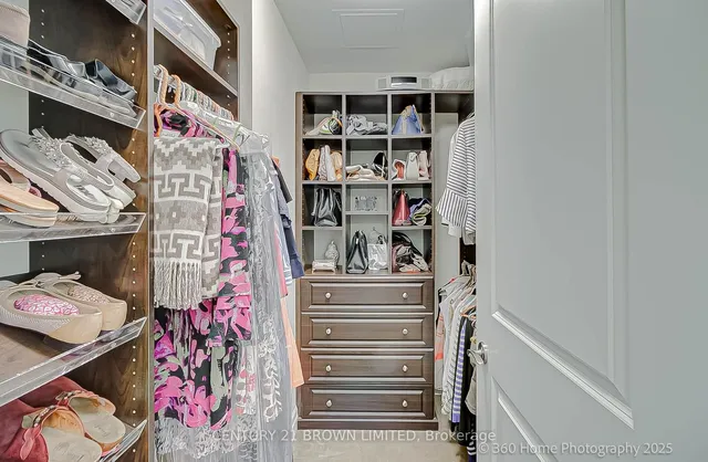 Additional image 11 of 2855 Bloor St Unit 517