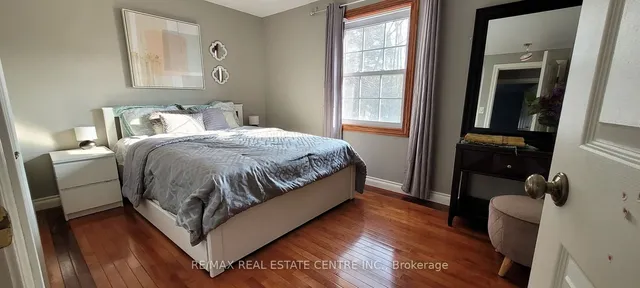 Additional image 12 of 2010 Cameron Dr