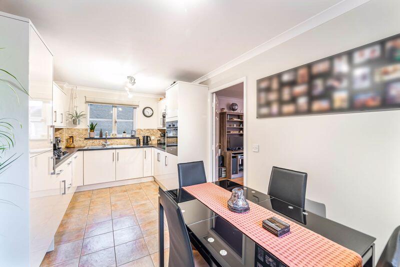 Additional image 21 of Oaktree Place, St Georges - FABULOUS SEMI