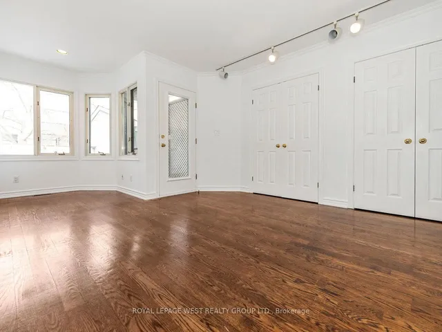 Additional image 23 of 42 Tilden Cres