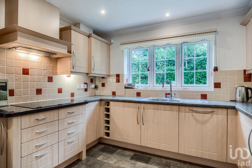 Additional image 11 of St Bernards Road, Solihull, B92