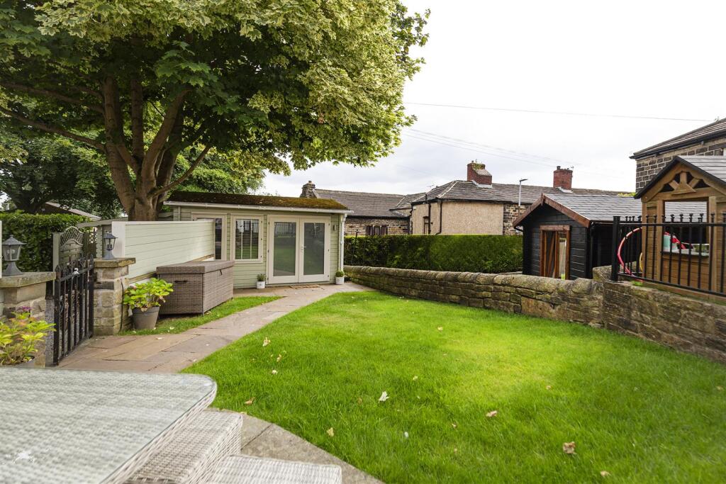 Additional image 40 of Upper Lane, Gomersal, Cleckheaton