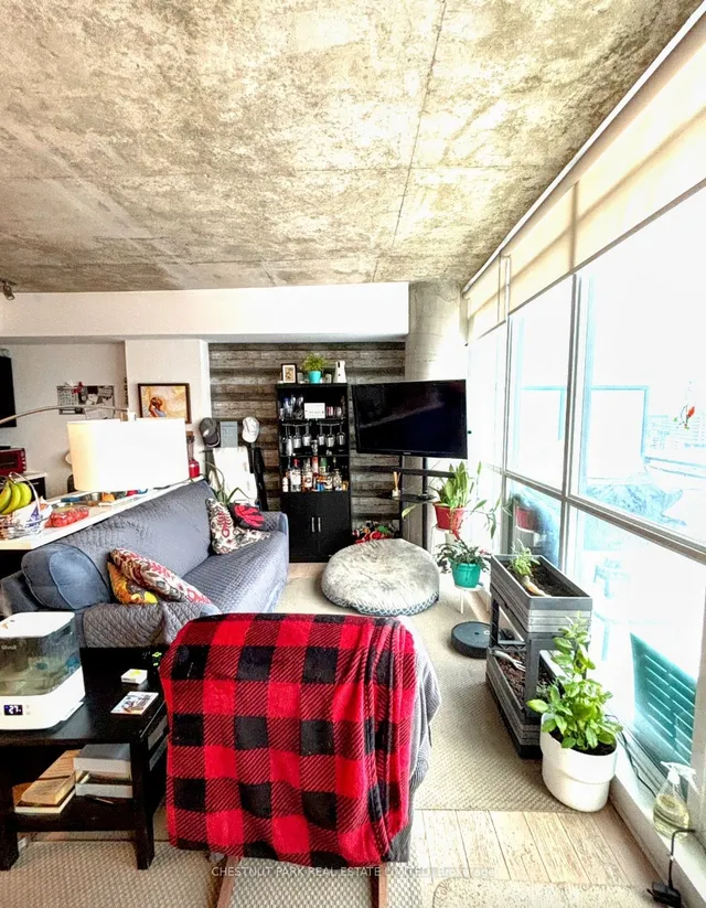 Additional image 10 of 318 King St Unit 1408