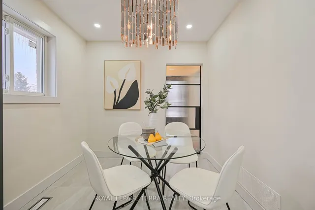 Additional image 13 of 96 Post Rd