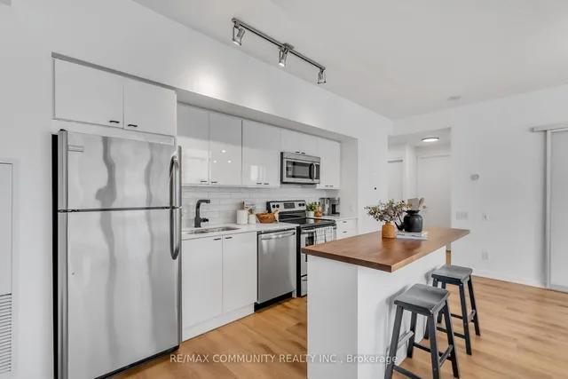 Additional image 6 of 105 The Queensway Unit 1516