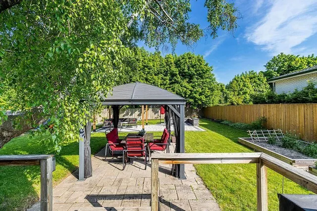 Additional image 34 of 20 Beechwood Cres