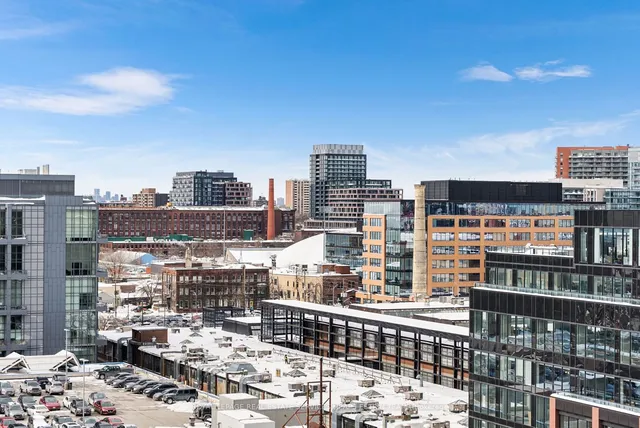 Additional image 25 of 85 East Liberty St Unit 1303