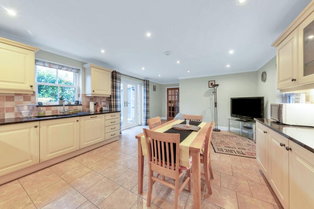 Additional image 5 of Orchard Close, Swaffham Prior, CB25