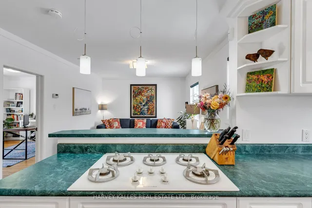 Additional image 10 of 224 Poyntz Ave