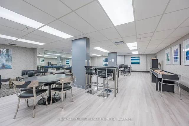 Additional image 33 of 77 Carlton St Unit 701