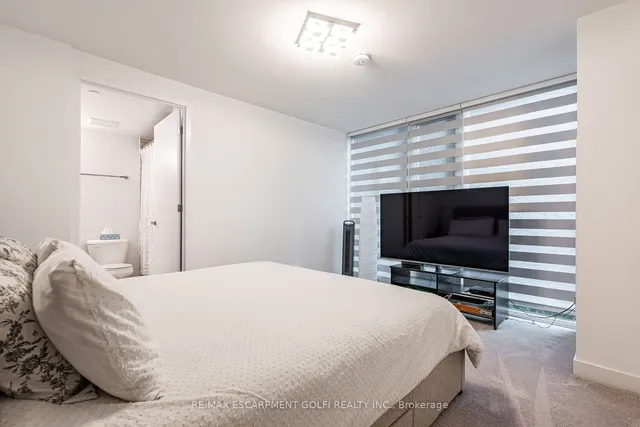 Additional image 18 of 1117 Cooke Blvd Unit A112