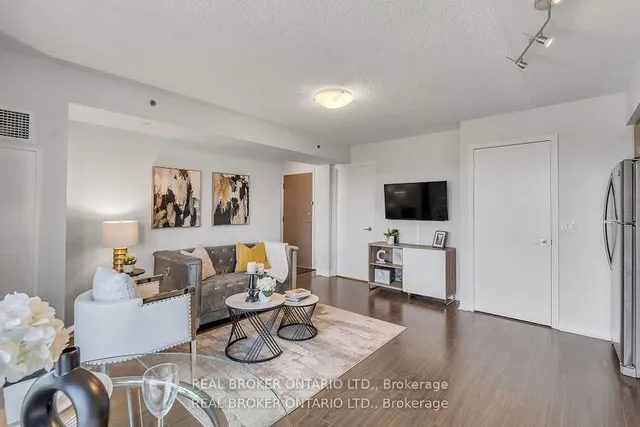 Additional image 21 of 35 Saranac Blvd Unit 604