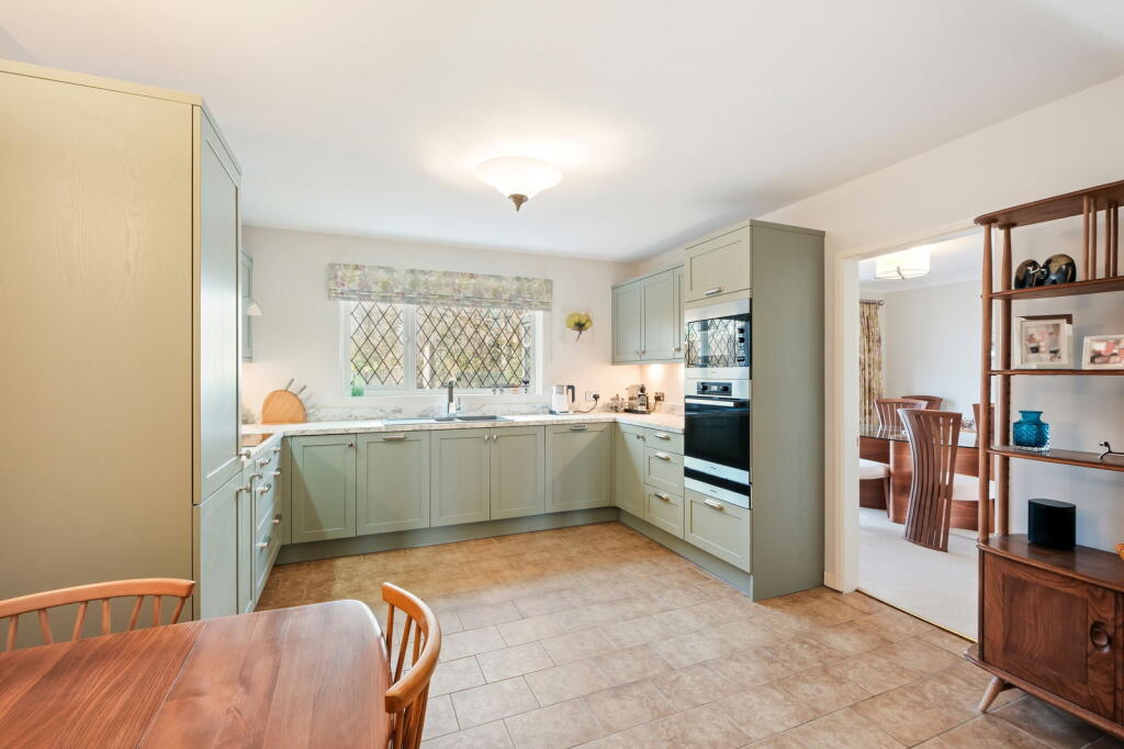 Additional image 2 of Burgess Croft, Solihull, B92 0QJ
