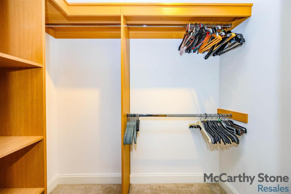 Additional image 16 of Great North Road, Hatfield