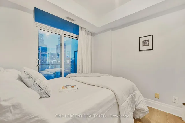 Additional image 34 of 16 Harbour St Unit 4010