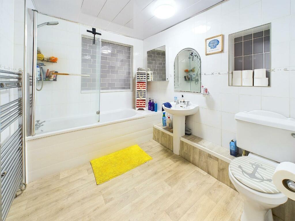 Additional image 11 of Beckfield Road, Bingley, BD16