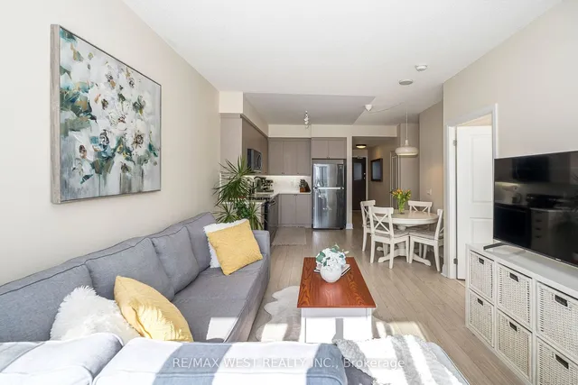 Additional image 7 of 15 Zorra St Unit 605