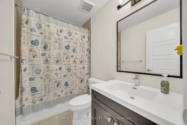 Additional image 40 of 563 Goldenrod Lane