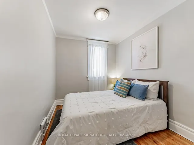 Additional image 30 of 41 Thyra Ave