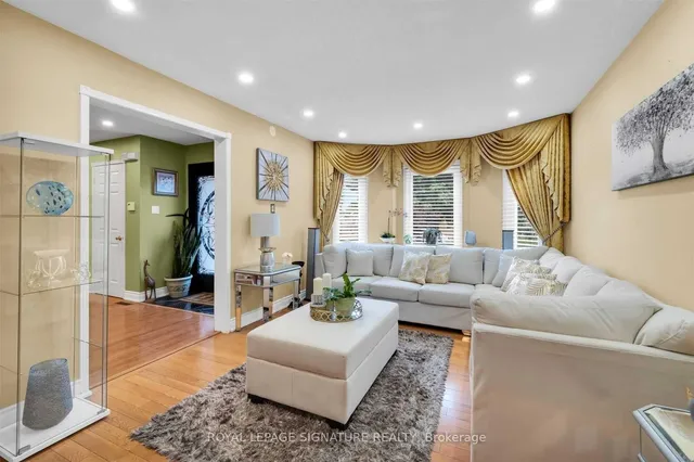 Additional image 10 of 16 Hyatt Dr