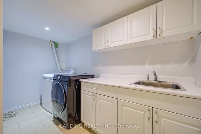 Additional image 33 of 61 Kingslake Rd