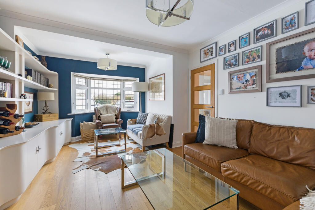 Additional image 21 of Station Road, Welham Green, AL9