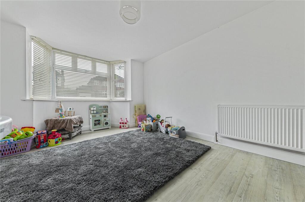 Additional image 18 of Chatham Avenue, Bromley, BR2