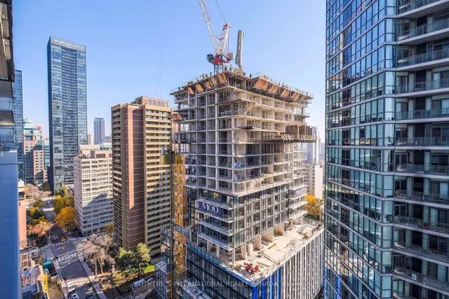 Additional image 26 of 42 Charles St Unit 1702