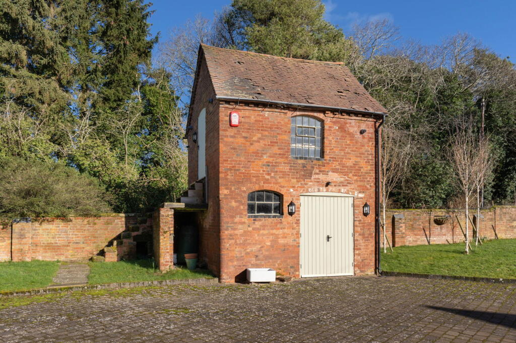 Additional image 43 of Dale Lane, Lickey End, B60 1GZ