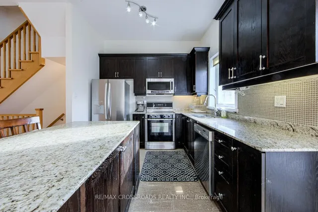 Additional image 11 of 114 Tisdale Ave