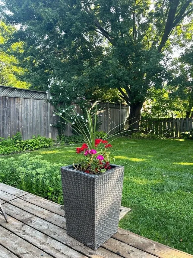 Additional image 38 of 3233 Lansdown Dr