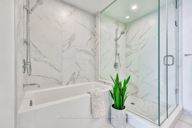 Additional image 33 of 370 Martha St Unit 2204