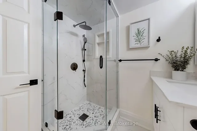 Additional image 37 of 3 Sevenoaks Ave