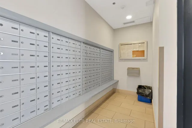 Additional image 23 of 2464 Weston Rd Unit 101