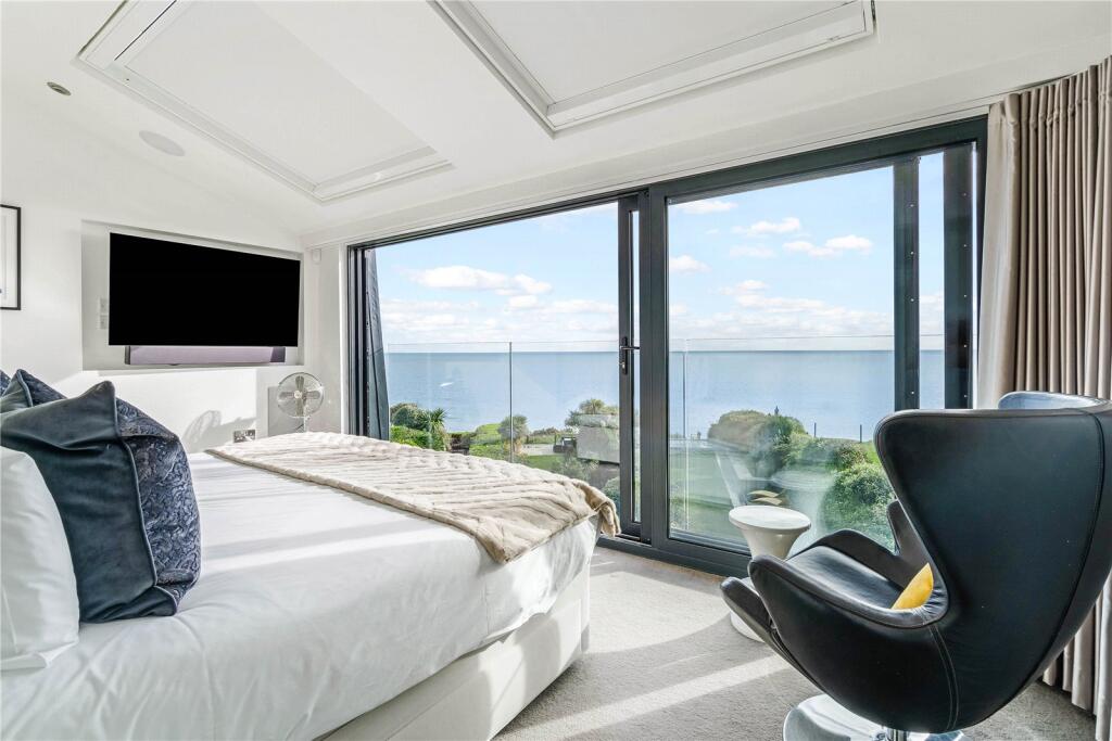 Additional image 4 of Alumhurst Road, Bournemouth, BH4