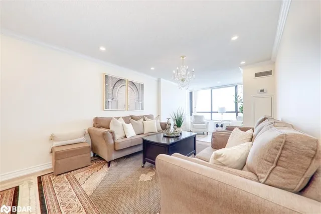 Additional image 14 of 131 Torresdale Ave