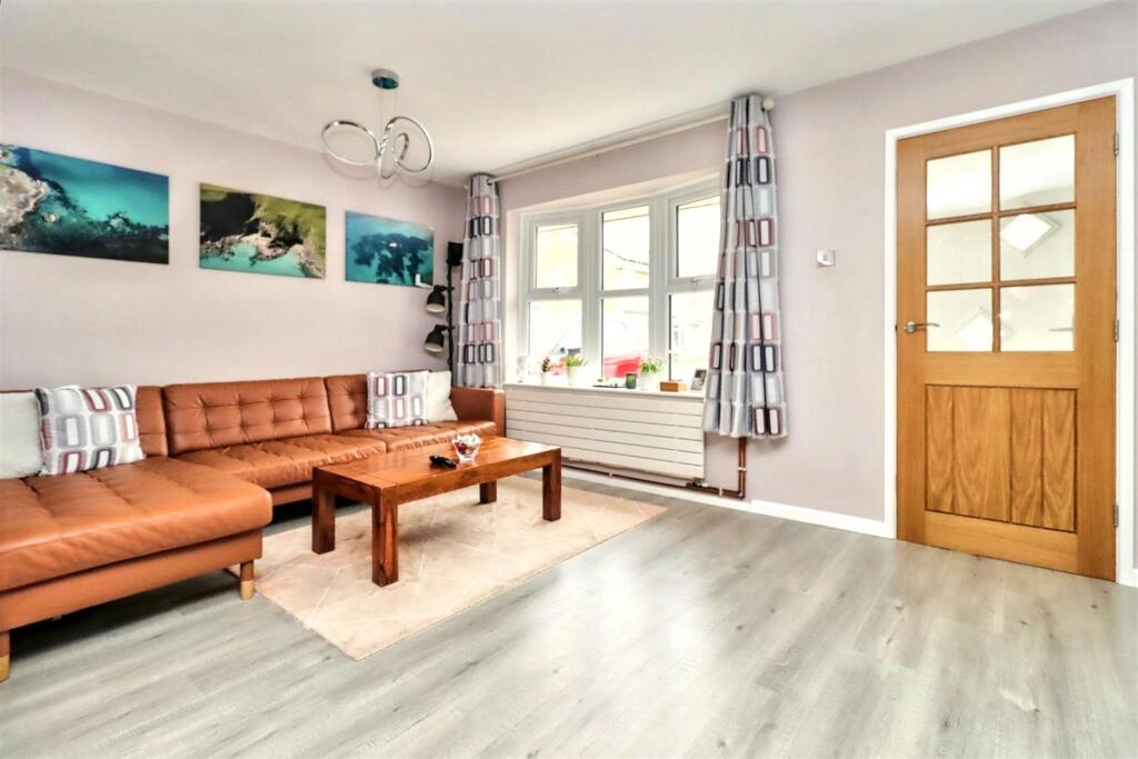 Additional image 5 of Popular position on the outskirts of Clevedon