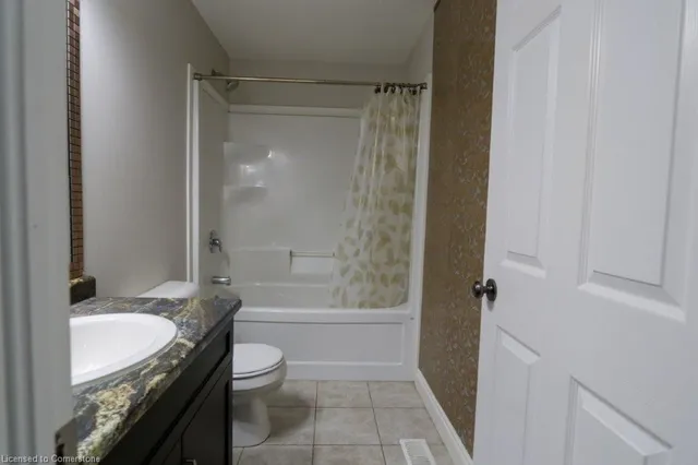 Additional image 14 of 38 Howe Dr Unit 3A