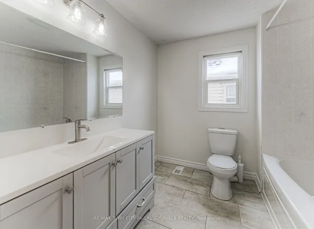 Additional image 17 of 94 Sophia Cres