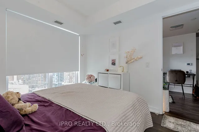 Additional image 24 of 219 Dundas St Unit 1705