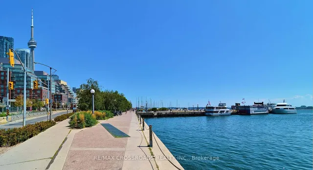 Additional image 40 of 954 King St Unit 526