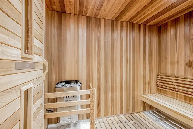 Additional image 37 of 70 Annie Craig Dr Unit 703