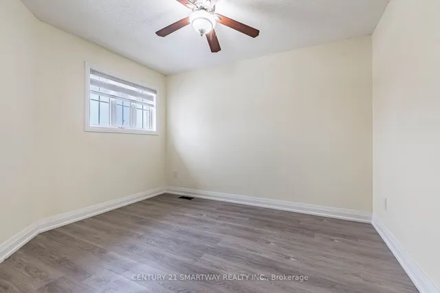 Additional image 30 of 212 Twin Pines Cres