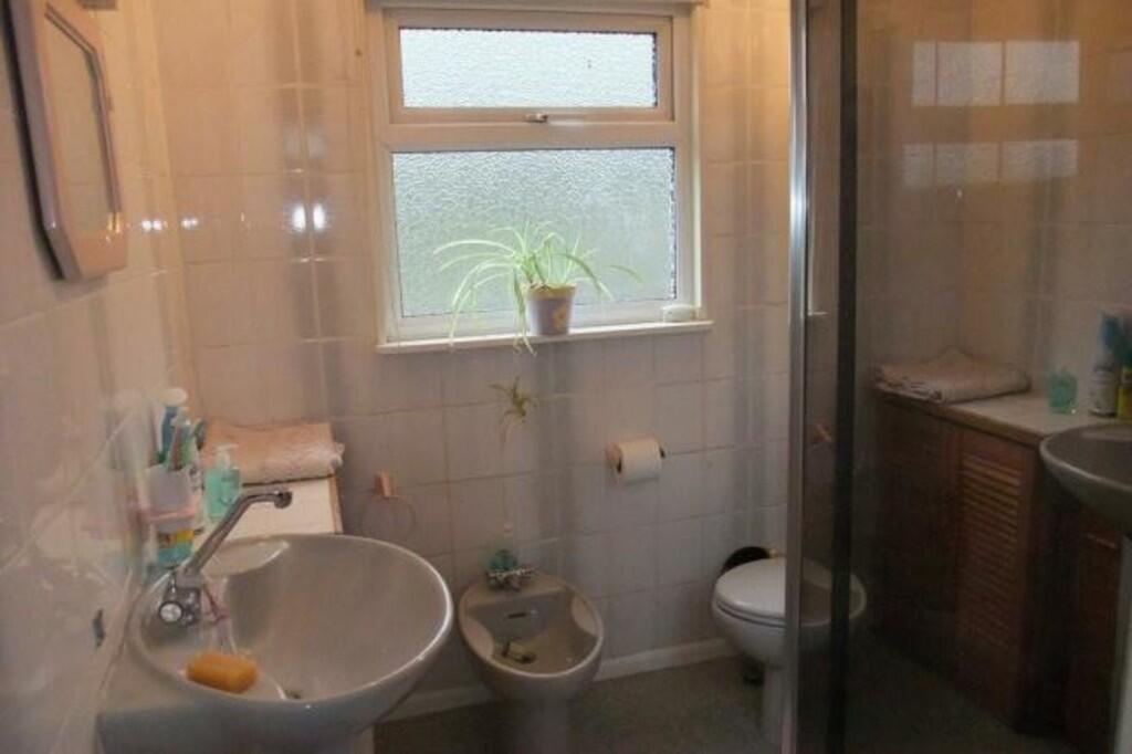 Additional image 4 of West Riding [Double Room], Bricket Wood