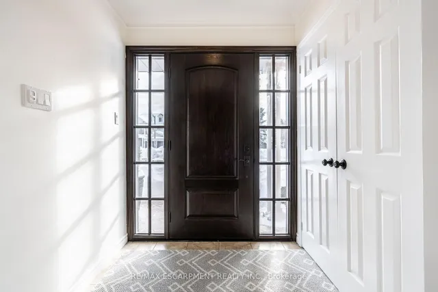 Additional image 2 of 2049 Country Club Dr