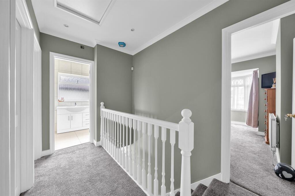 Additional image 13 of Lime Tree Walk, West Wickham